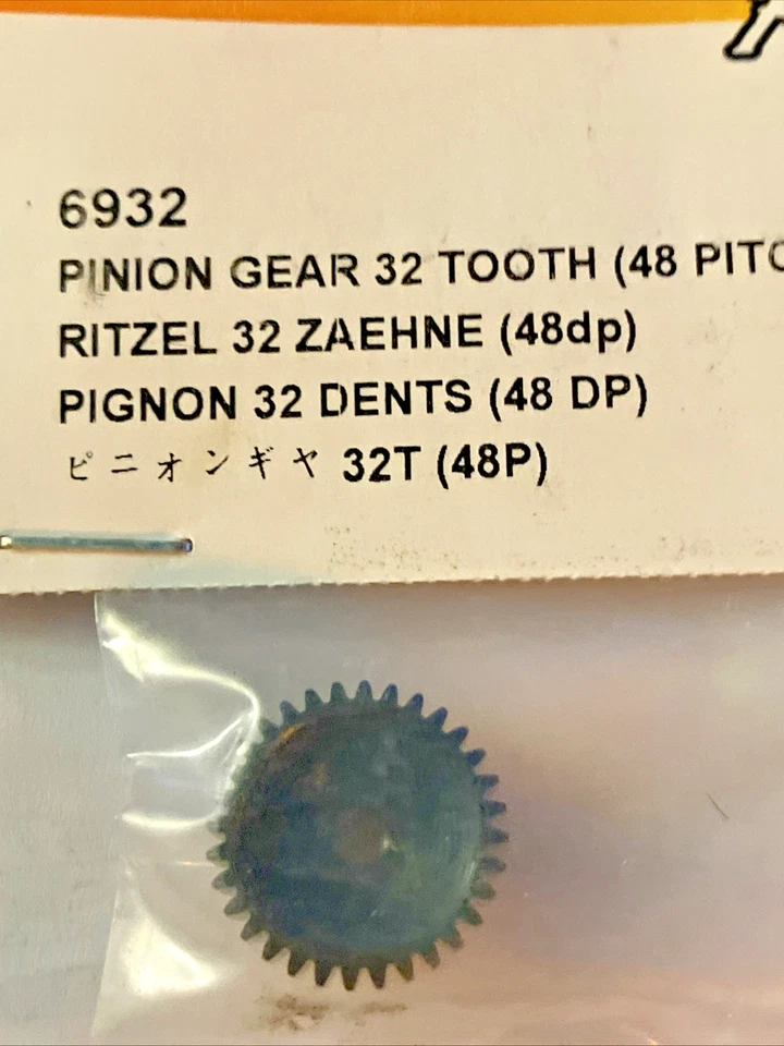 HPI Racing Savage XS Pinion Gears 6928 48P 28T and 6932 48P 32T - Image 4 of 4