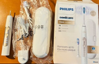 2x Oral-B Pro 3 elektrische Zahnbürste Set | funktioniert | leichte Gebrauchsspu