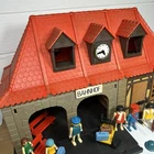 Playmobil Bahnhof Train Station 4300 VINTAGE + Accessories Read