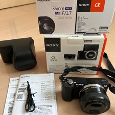Sony Alpha a5000 Mirrorless Camera with Accessories Excellent Condition