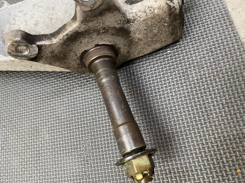 Polaris Xpress 300 1997 2x4 OEM amortiguador delantero izquierdo puntal 67 Foto 3 de 4