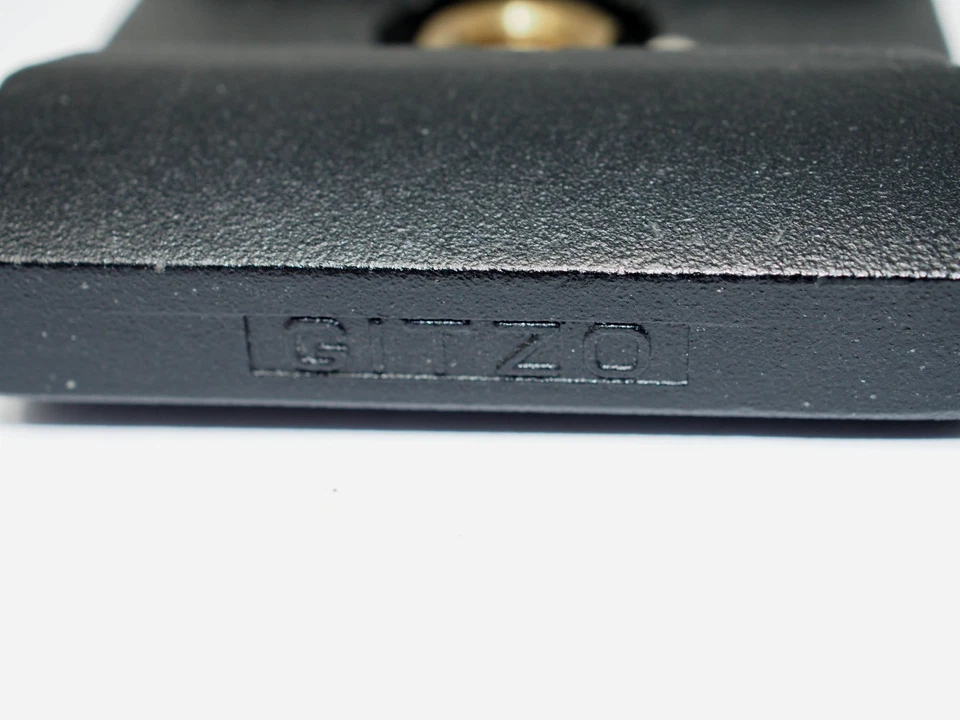 Gitzo G-1387 Dovetail Quick Release Adapter (Arca-Type) - Image 2 of 4