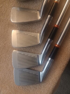 TZ GOLF - RARE VINTAGE 1969 BEN HOGAN BOUNCE SOLE 1+ IRON SET 2-9