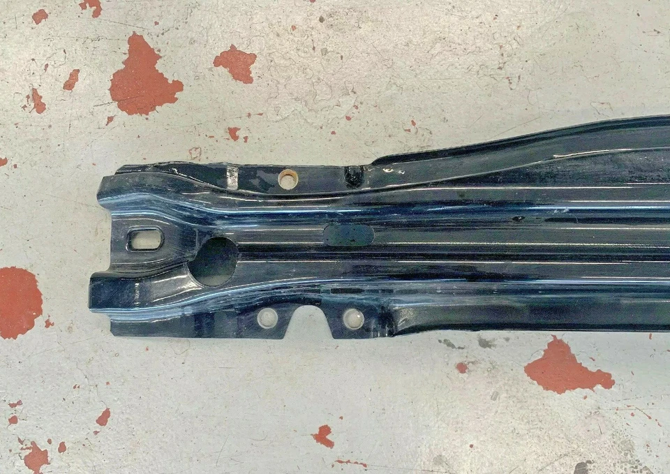 Vergalhão de barra de reforço traseiro VOLVO S80 2007-2016 FABRICANTE DE EQUIPAMENTO ORIGINAL - Imagem 2 de 4