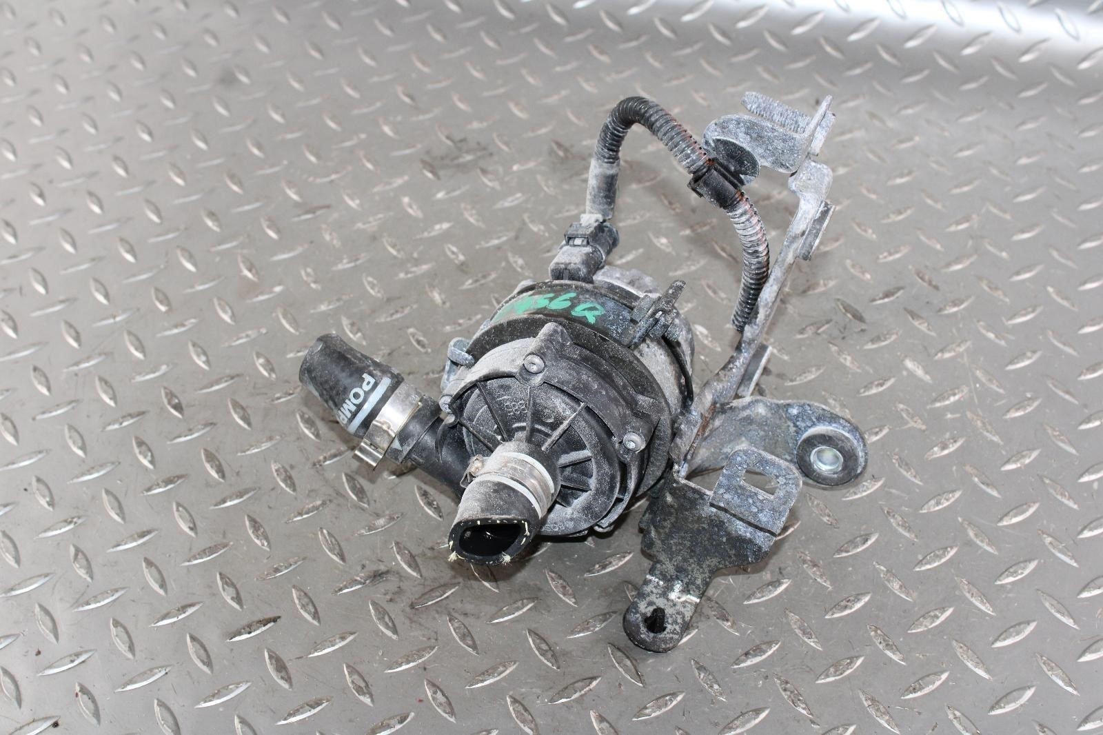 14-21 GHIBLI 3.0L Twin Turbo Engine Electrical Coolant Water Pump Assembly OEM