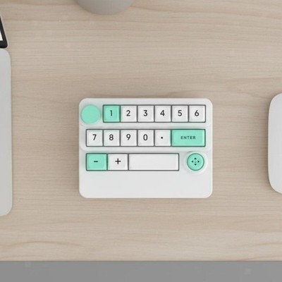 Hot-Swappable Macro Pad RGB Lighting Macro Keypad Mechanical Numpad Wireless