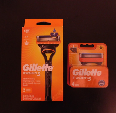 Gillette : Fusion 5 Starter Plus Kit (1 handle & 6 cartridges) -NEW-