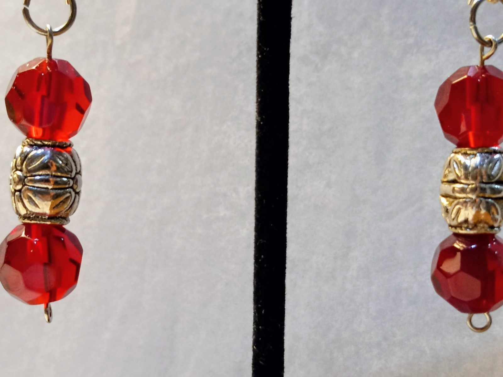 Faceted Ruby Red Glass 2" Beaded Dangle Earrings … - image 4