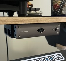 Universal Audio uad-2 satellite thunderbolt 3...