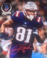 Jonnu Smith New England Patriots Signed 11x14 Photo Beckett Witnessed COA N1