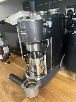 De'Longhi Dedica Arte Espresso Coffee Machine (EC885.M
