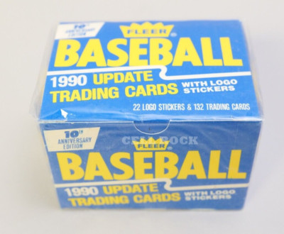 1990 Fleer UPDATED TRADING CARDS Set BASEBALL CARDS BOX  -132 CARDS- SEALED
