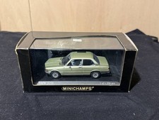 minichamps 1 43 BMW 323 i Saloon 1975 83 green metallic Item number 430 025474
