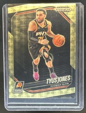 2024-25 Panini Prizm Black Tyus Jones Gold Vinyl FOTL Prizm #/5 Suns