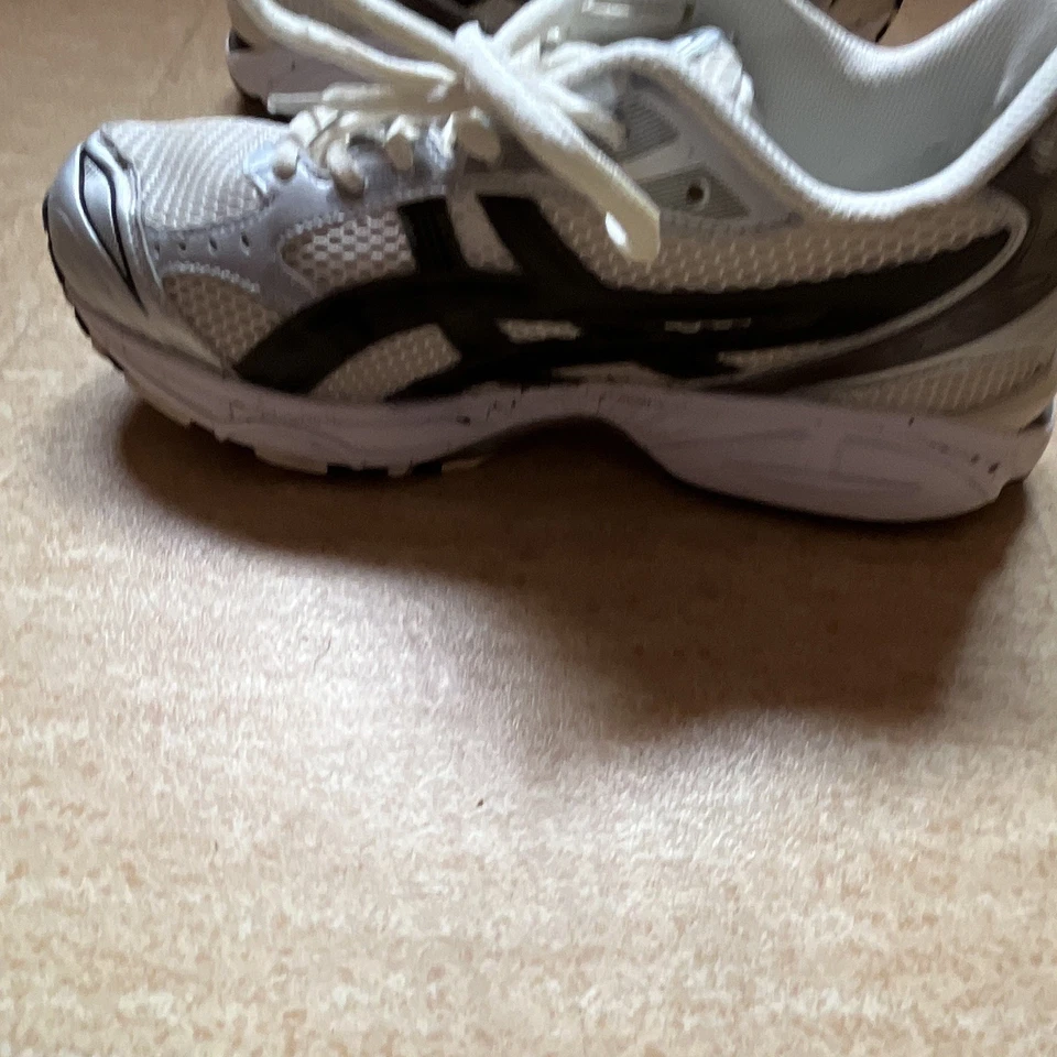 Asics Gel-Kayano 14, photo 4 sur 5