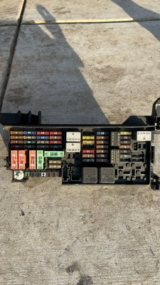 2009 Mercedes Benz Ml350 Bluetec Relay Fuse Box