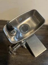 Elkay EDF15R Bracket Fountain, Stainless Steel, 1.25 1.25, Steel