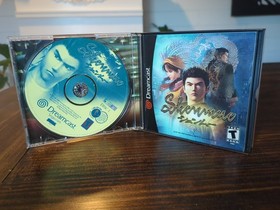 Shenmue for Sega Dreamcast Complete with Manual & Passport 2000 Edition