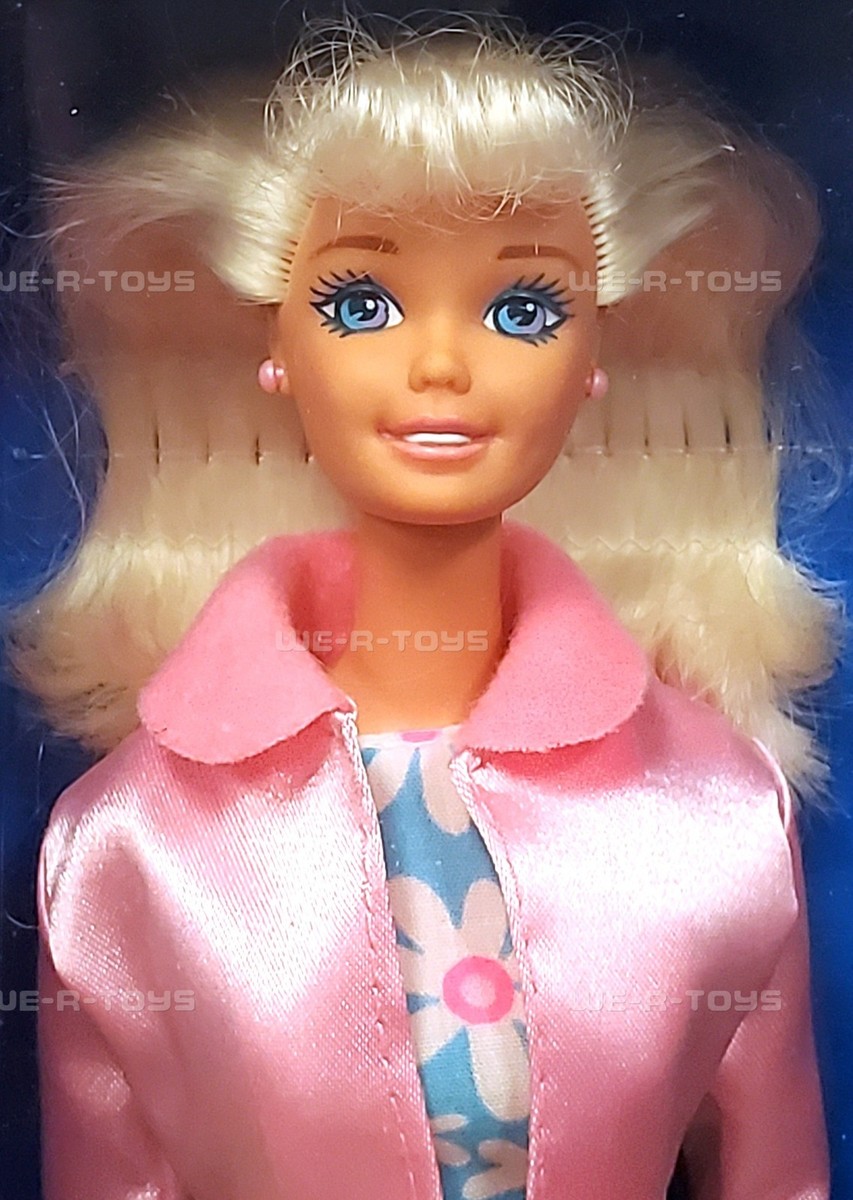 ヴィンテージBarbie Earring Magic Barbie Doll with Real Clip On Earrings 1992 Mattel