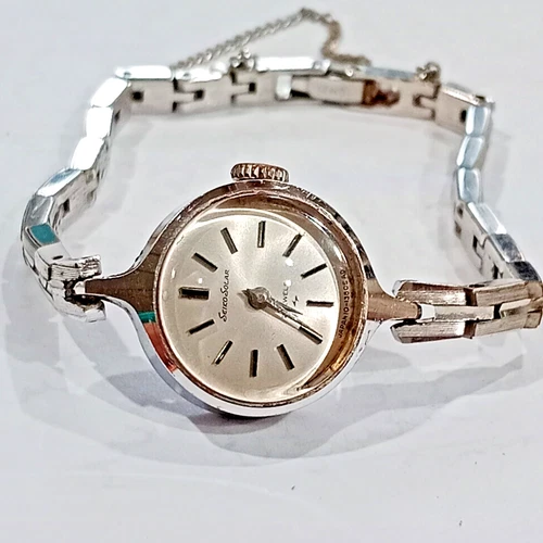Vintage Seiko Solar Ladies Watch  Manual Wind  White Gold Plated wrist 8 inchs
