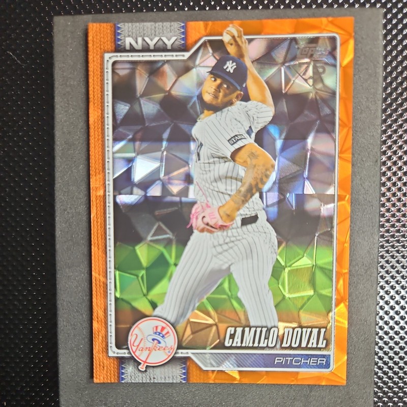Camilo Doval /25 2026 Topps Series 1 -  #75 Orange Diamante Foil 