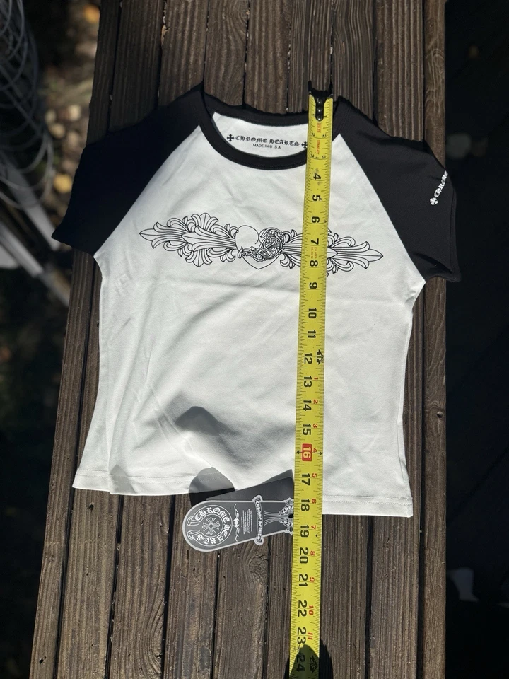 Camiseta Chrome Hearts para mujer pequeña Foto 3 de 4