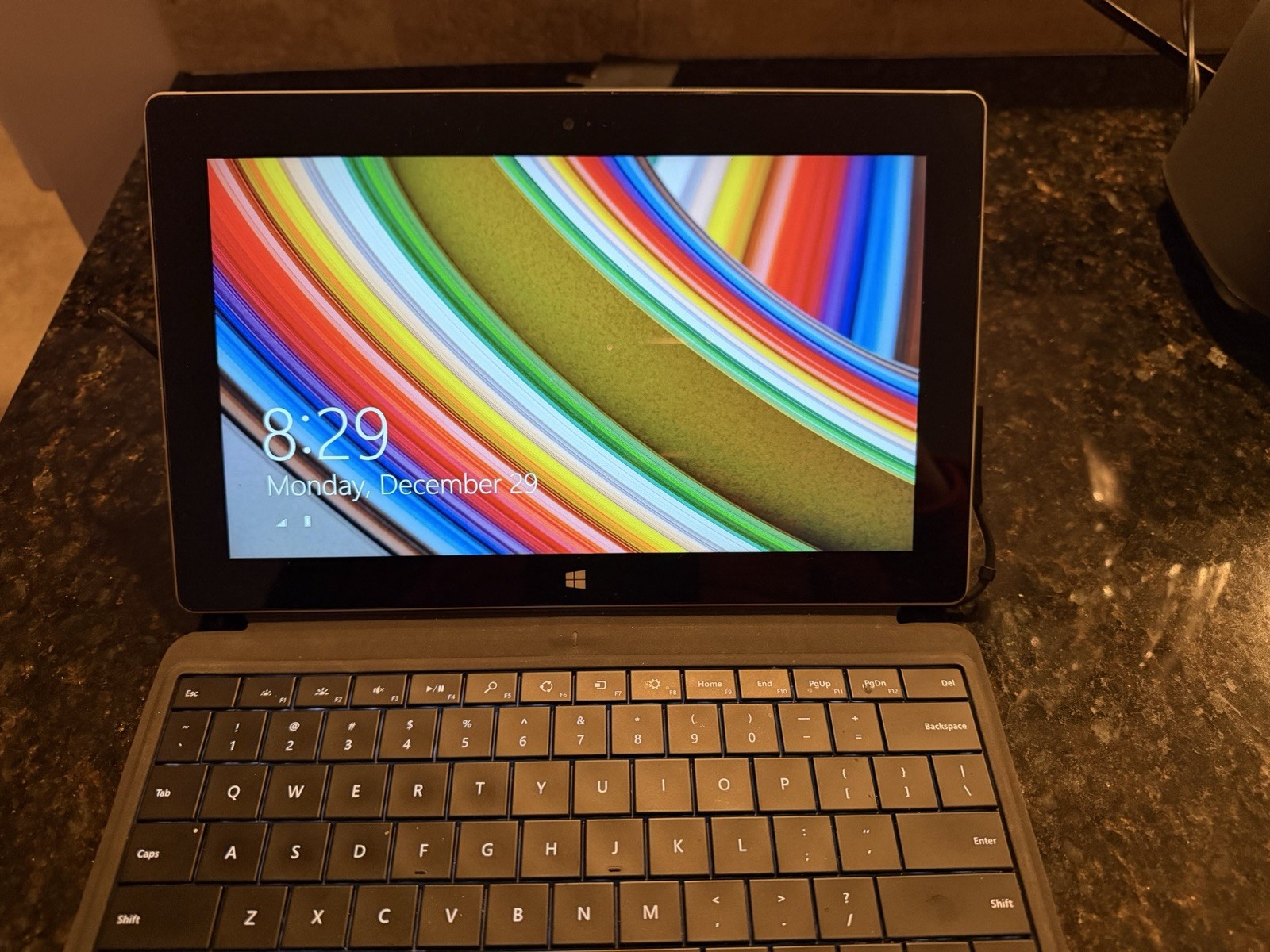 Surface RT 8.1 Inch Tablet With Keyboard 32Gb