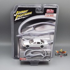 Rare 1996 Chevy Impala SS 1/64 Scale Diecast Johnny Lightning White Chase