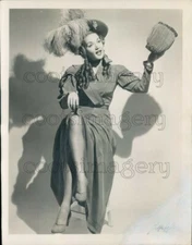 1953 Press Photo Anne Bollinger in Manon 1950s Opera Singer