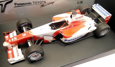 MINICHAMPS - Panasonic Toyota F1 Launch Version 2003 1/18th No