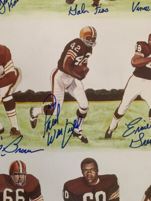 1964 CLEVELAND BROWNS SIGNED 24x34 PRINT SIGNED BY 24 PLAYERS JIM