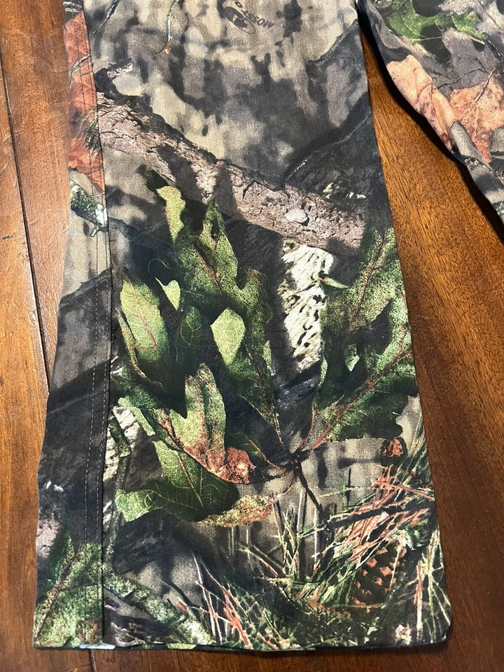 NWT Field & Stream Cotton Twill Mossy Oak Camo Pants Youth Medium - Image 2 of 4
