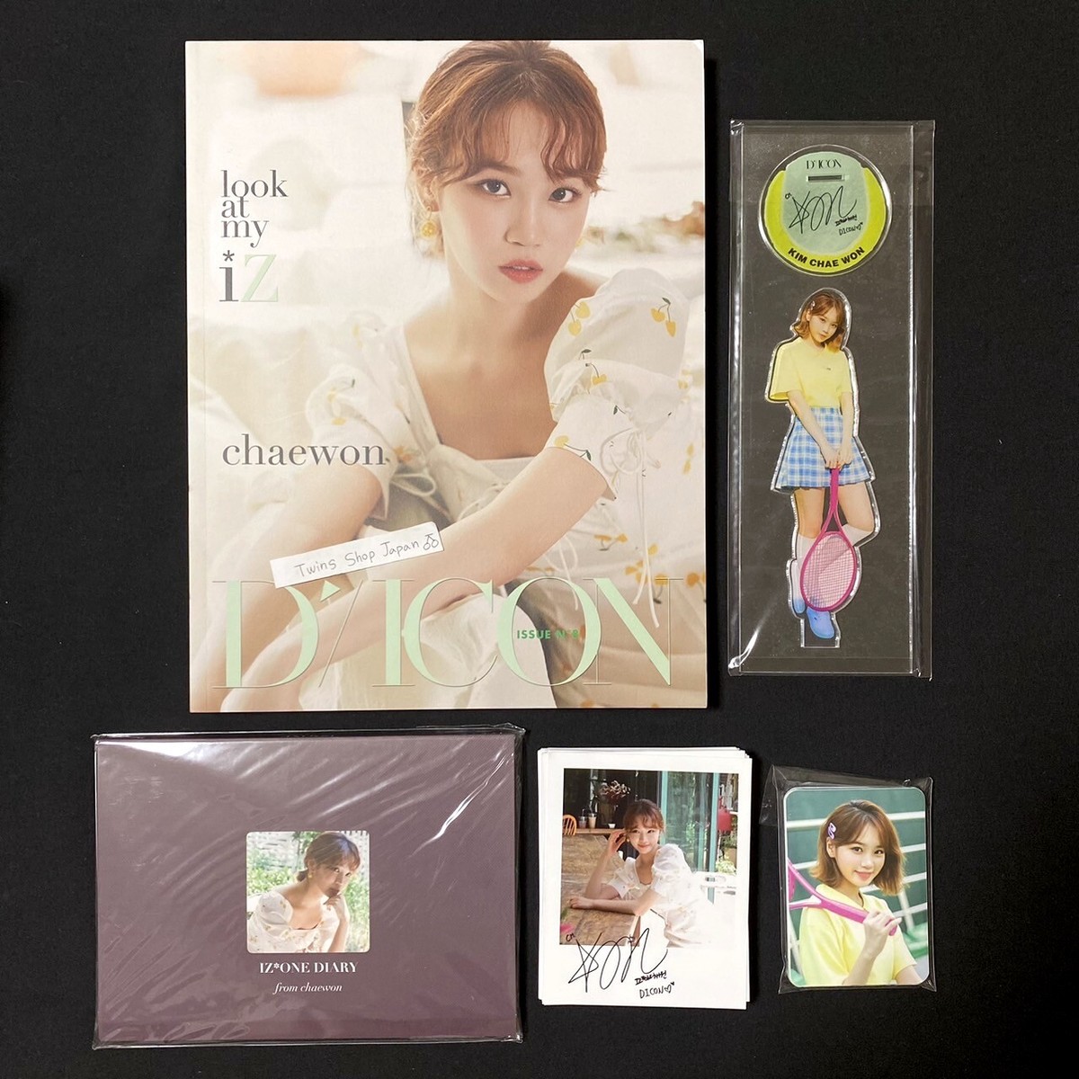 IZ*ONE Dicon Vol.8 LOOK AT MY IZ Photocards Acrylic Stand IZONE