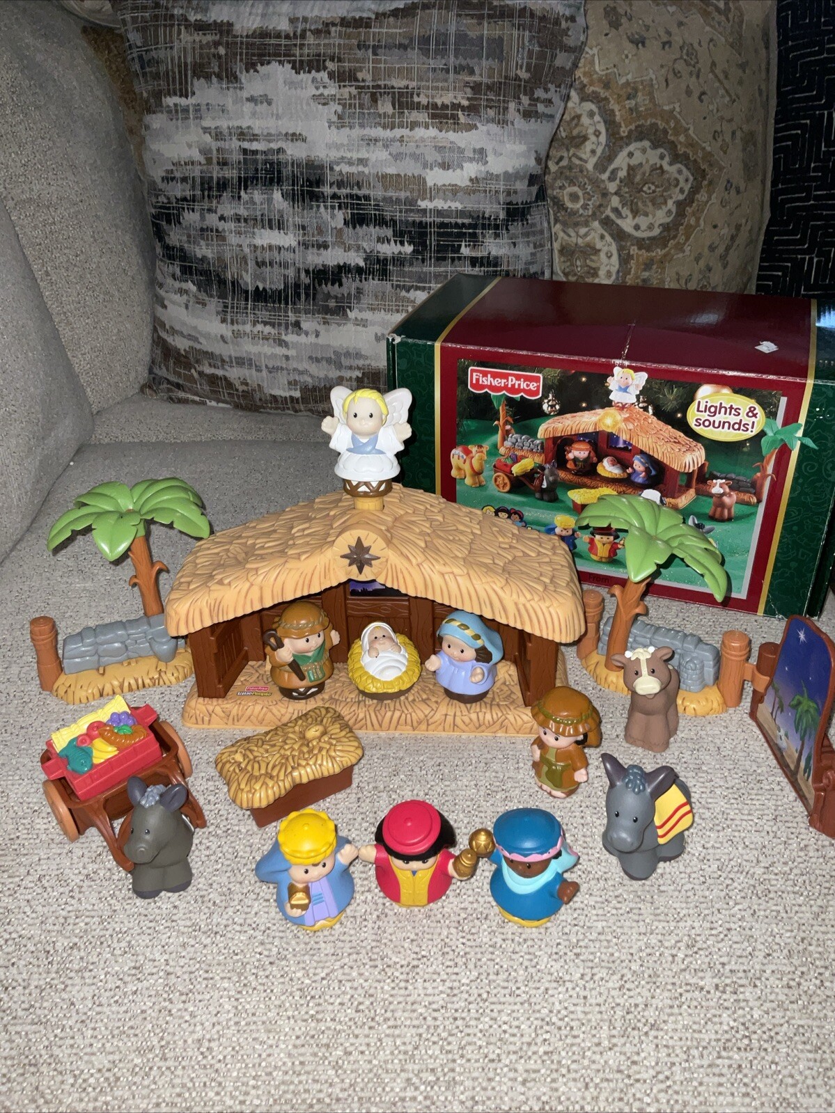 Fisher Price Little People Christmas Nativity Lights Set  in Box