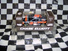 2023 Chase Elliott  9 Hooters 1/64th
