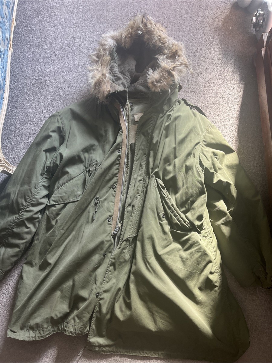 M51 Fishtail Men's Parka Medium Original Vintage with original fur