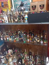 Lotto Bottigliette Liquore Mignon.Altro.pezzi .621- Più  Vetrina