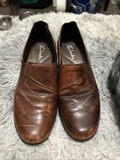 CLARKS Partridge Brown Leather Ruched Slip-On Shoes Women's Size 7M EUC