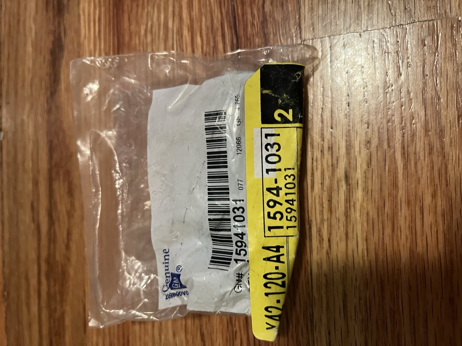 GM Genuine Parts 15941031 - Parking Brake Cable Equalizer