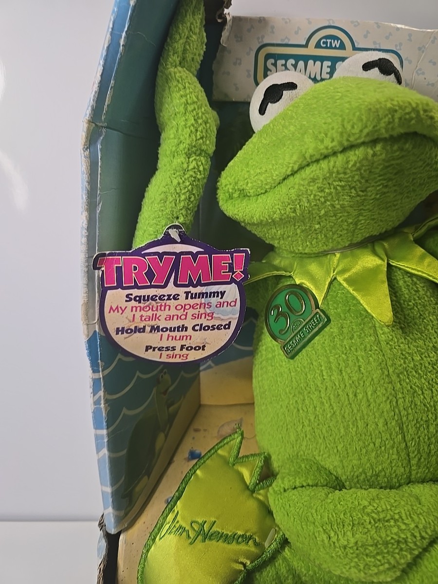 Tyco Magic Talking Kermit The Frog Sesame St 30th