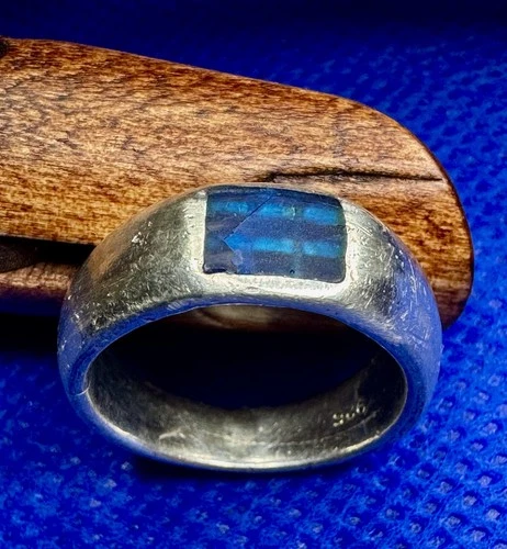 Sterling 925 Wide Band Blue stone Inlay 6 grams size 5.5
