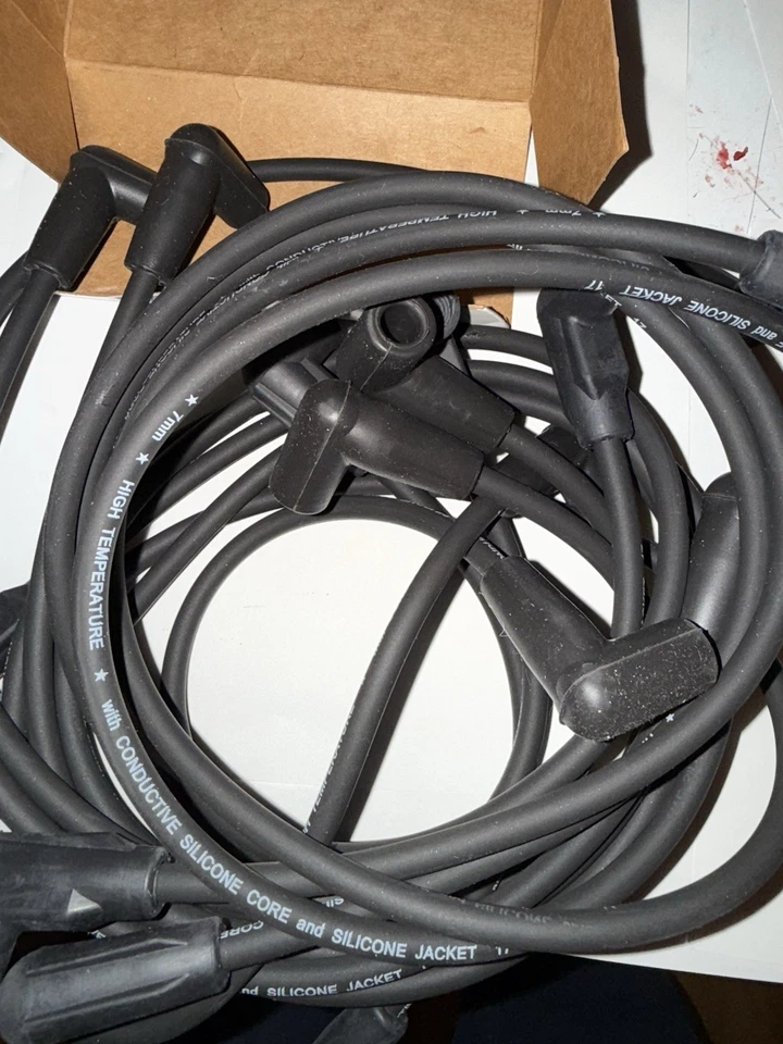 Pro 系列火花塞线套装适用于 1999 - 2007 雪佛兰索罗德 2500 — 第 2/3 张图片