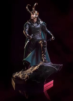 Avengers Ragnarok Loki Figur Statue 1/10 Maßstab 25CM Kampfszene-Statue