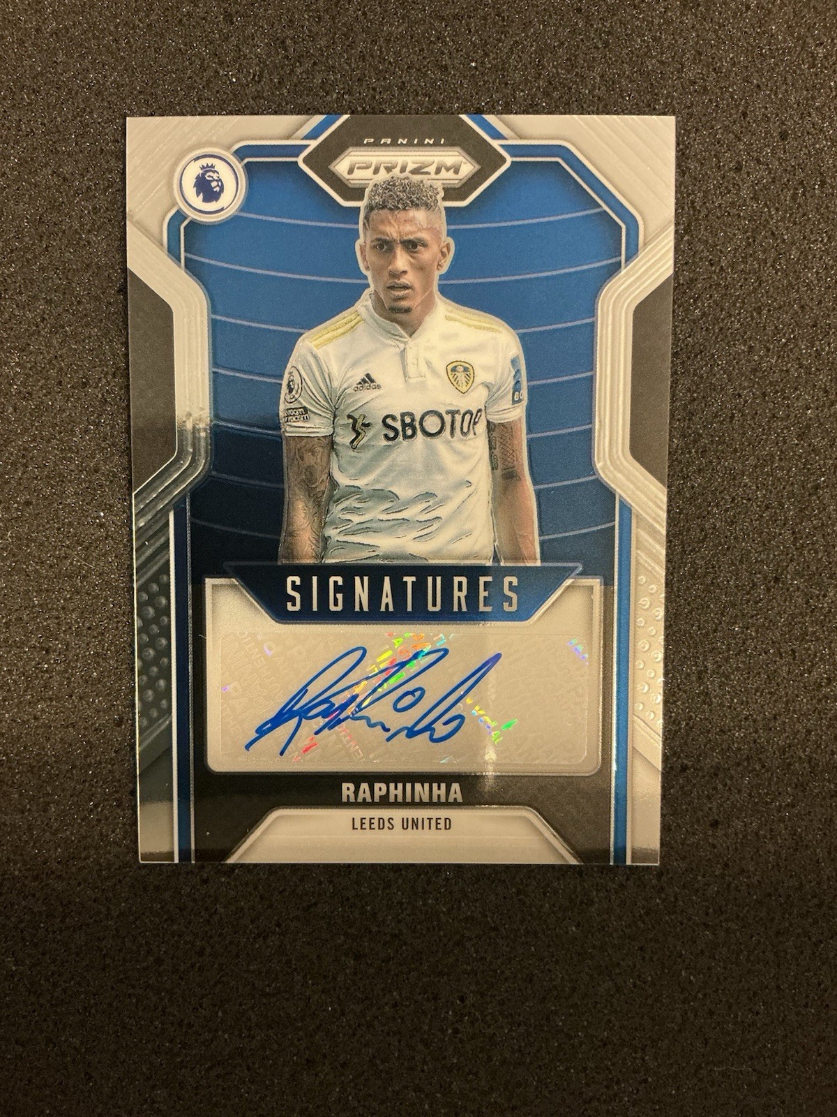 2021-22 Prizm Premier League Raphinha Signatures Auto #S-RHA Leeds Brazil 