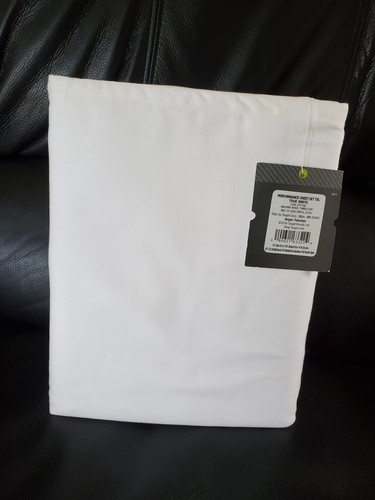 Threshold Quality & Design Performance True White Twin XL Sheet Set