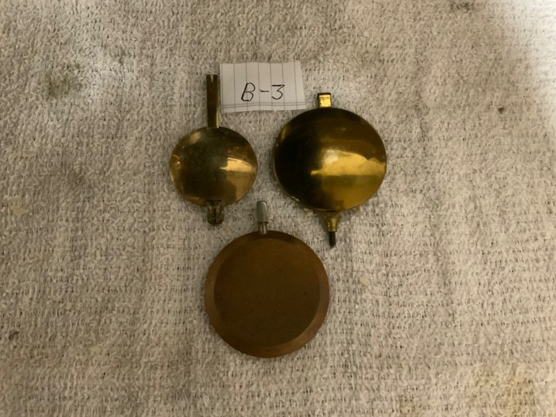 Universal  Pedulums (B-3)