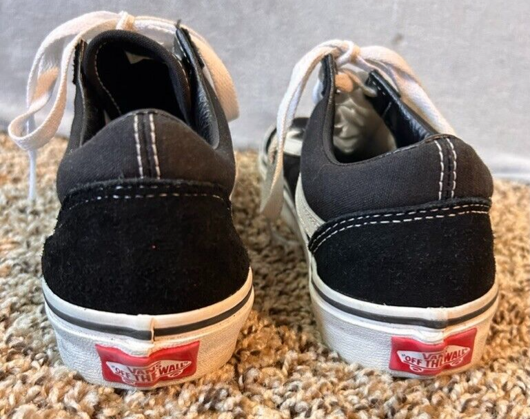 Vans Old Skool off the wall Unisex skate Shoes Size 7 Women's/ 5.5Mens