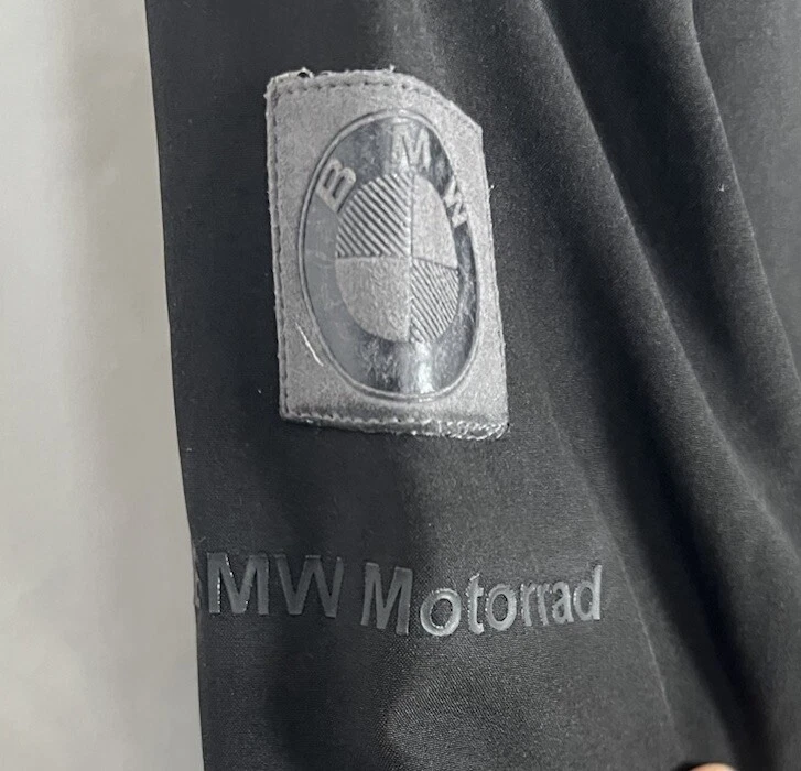 Jaqueta feminina BMW Motorrad tamanho XS zíper frontal preta macia - Imagem 3 de 4