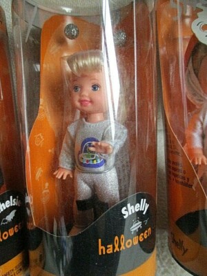 Lots Barbie Shelly – 3 Petites Poupées Costumées Halloween 2000 – Neuves En Boîte