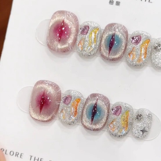 Handmade Shimmer Colorful Eyes False Nail Short Squoval Press on Nail Nail Art